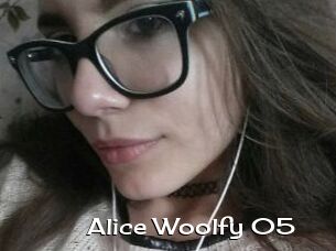 Alice_Woolfy_05