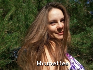 Brunettee