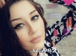 Julia982