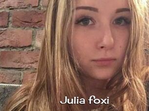 Julia_foxi