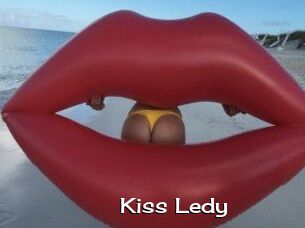 Kiss_Ledy