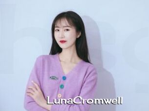 LunaCromwell