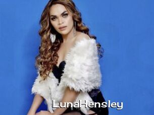 LunaHensley