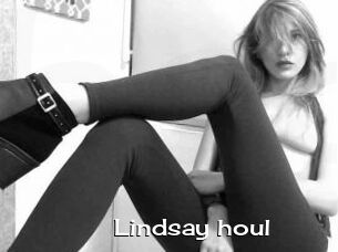 Lindsay_houl