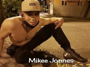 Mikee_Jonnes