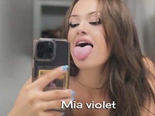 Mia_violet