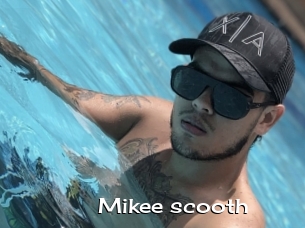 Mikee_scooth