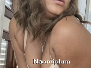 Naomiplum