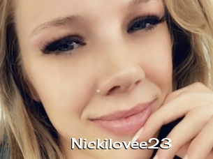 Nickilovee23