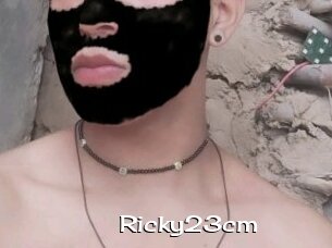 Ricky23cm