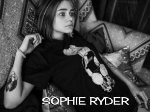 SOPHIE_RYDER