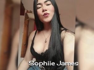 Sophiie_James