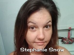 Stephanie_Snow