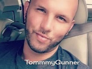 TommmyGunner